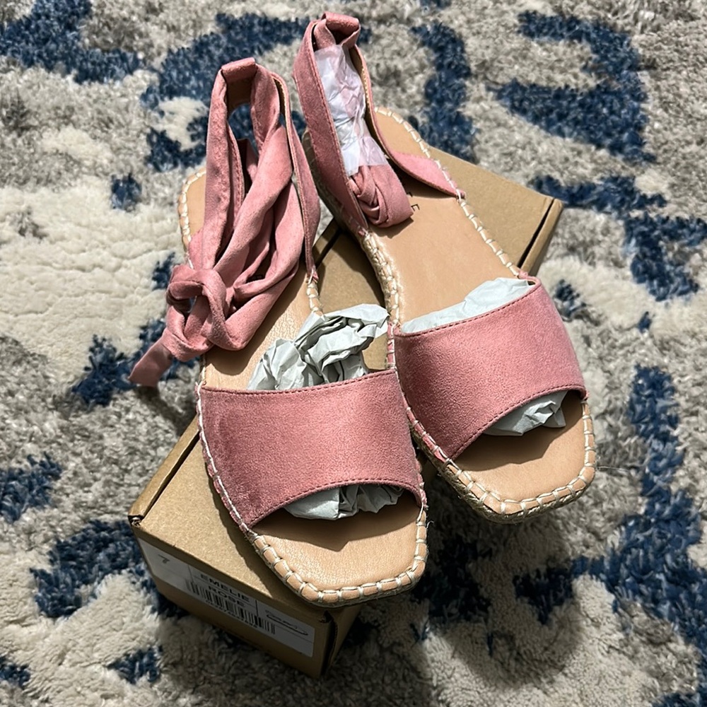 Journee Collection Pink Espadrille Sandals Size 7